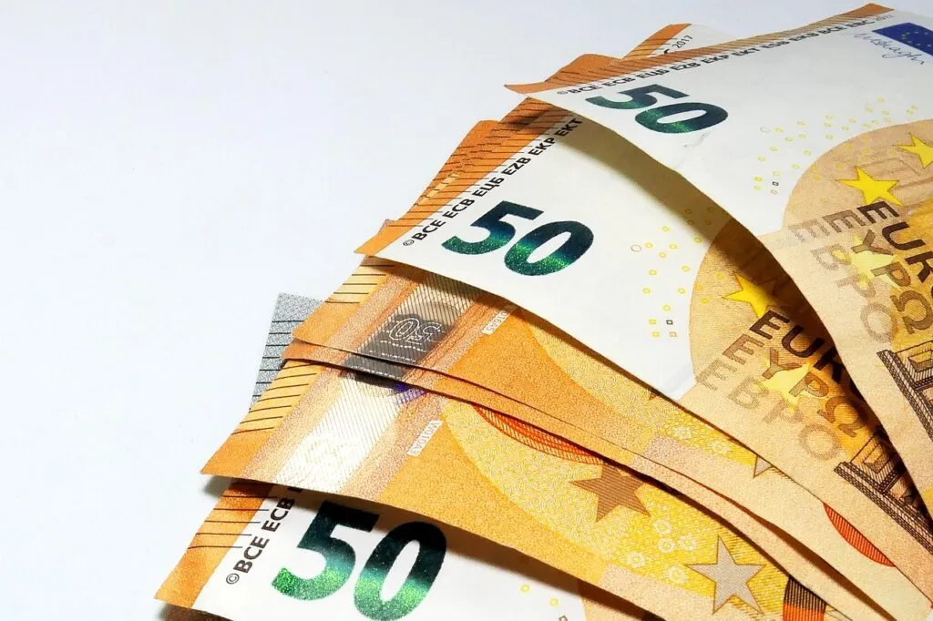 Les aides financières pour l'installation de menuiseries en Ile-de-France