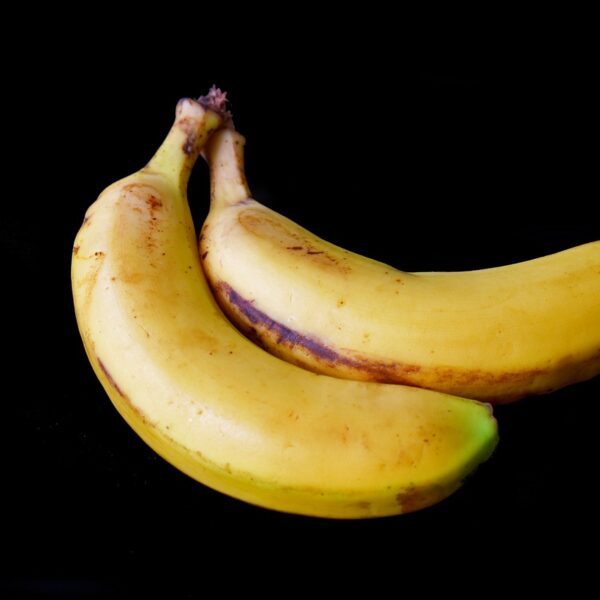 Cultiver_des_bananes_noires_:_guide_étape_par_étape_pour_les_jardiniers_passionnés